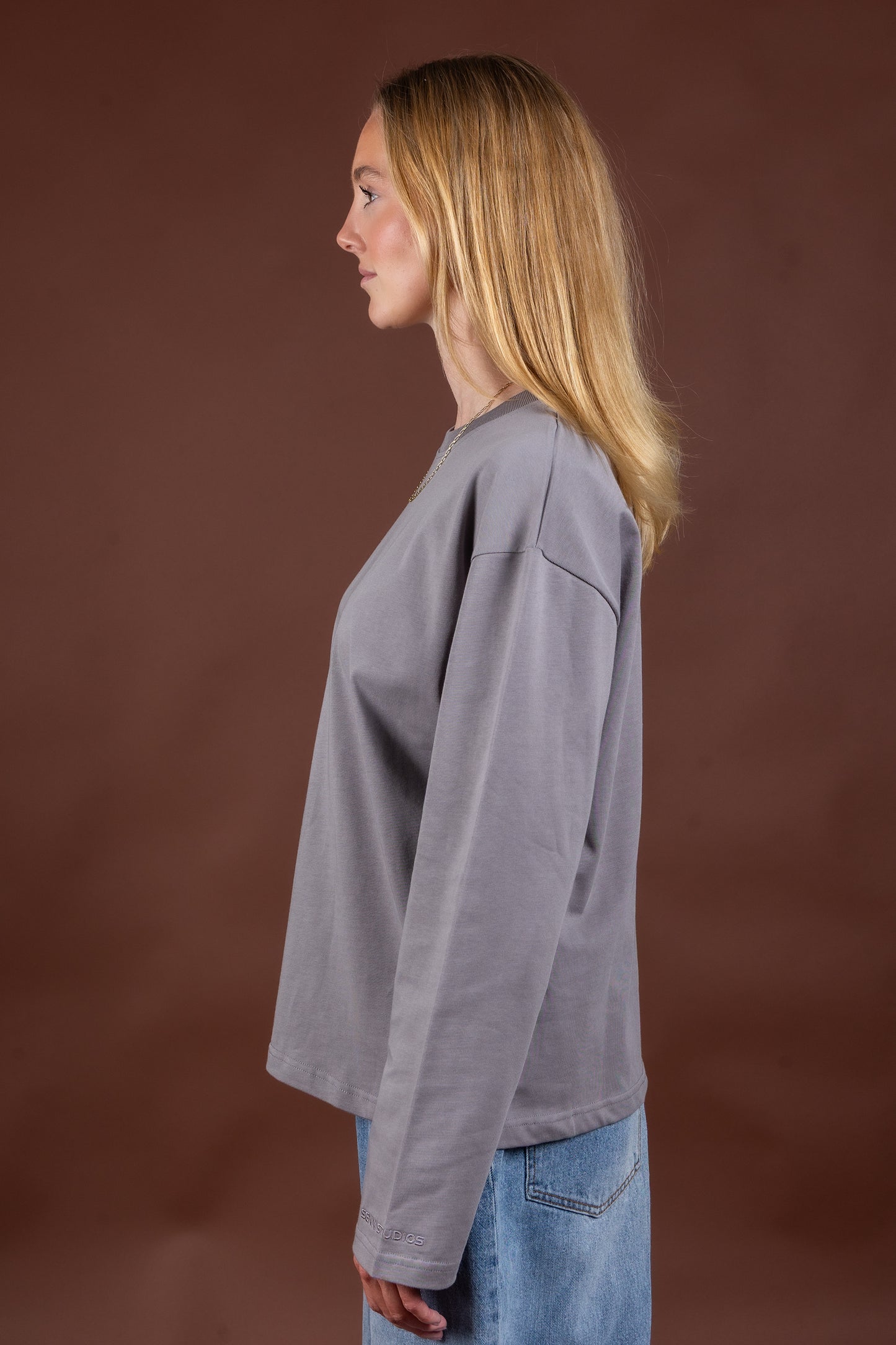 BASE 03 - LONGSLEEVE GREY